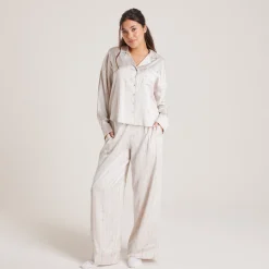 Bow Pyjama Skjorte i Satin - Perle