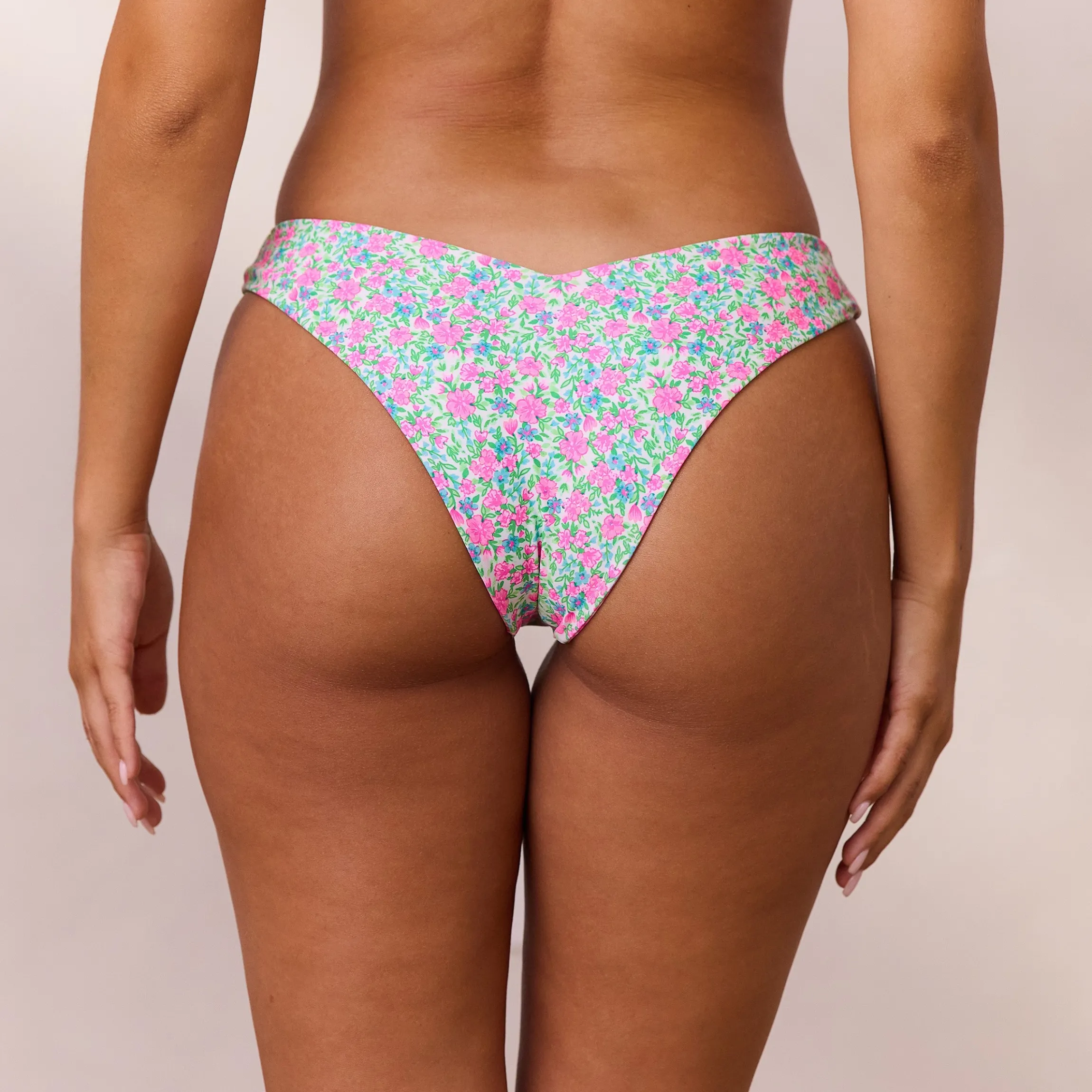 Cheeky V Bikinitrusser - Sweet Pea