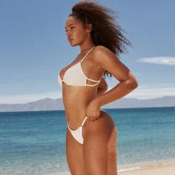 Essential Bikinitrusser - Creme