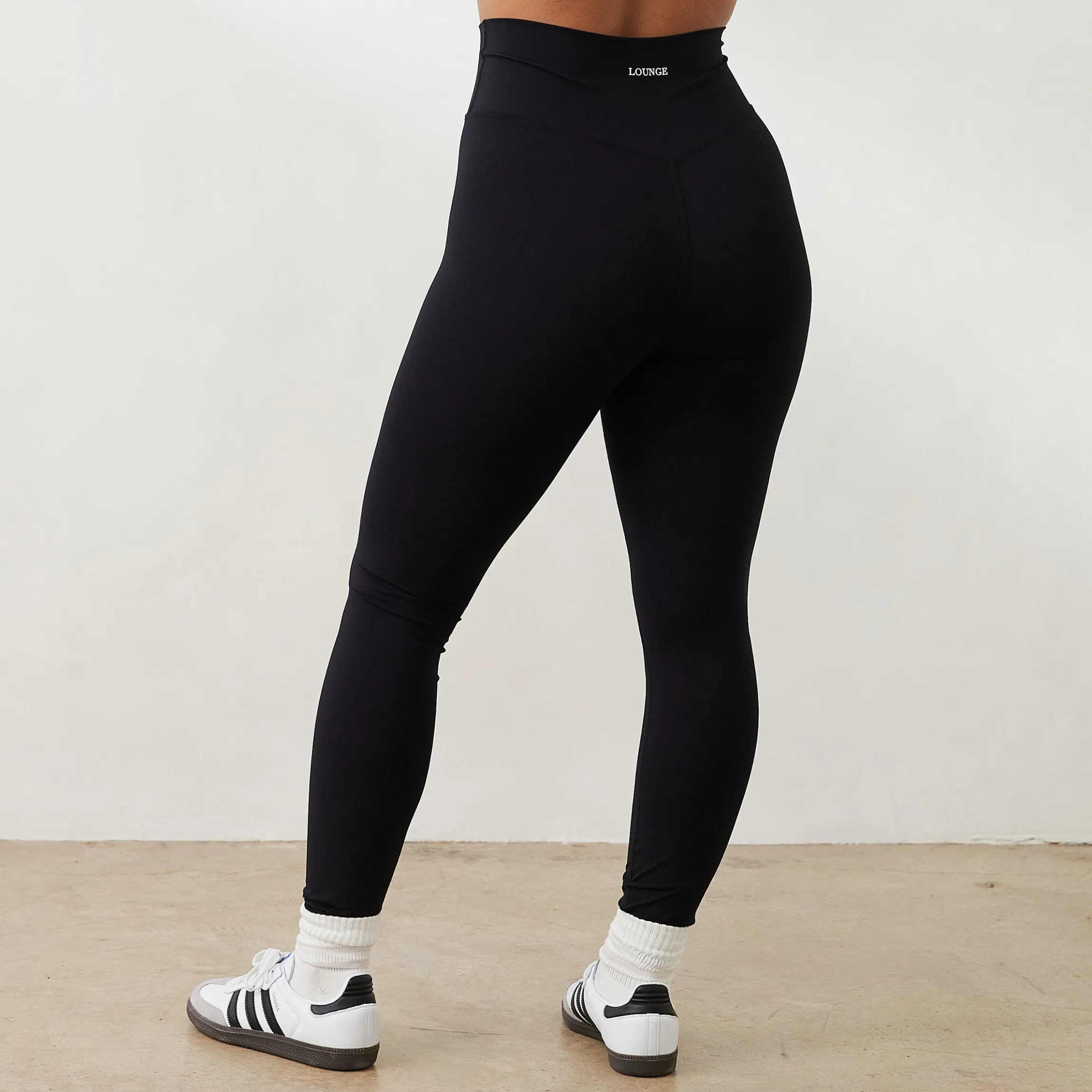 Essential Leggings - Sort