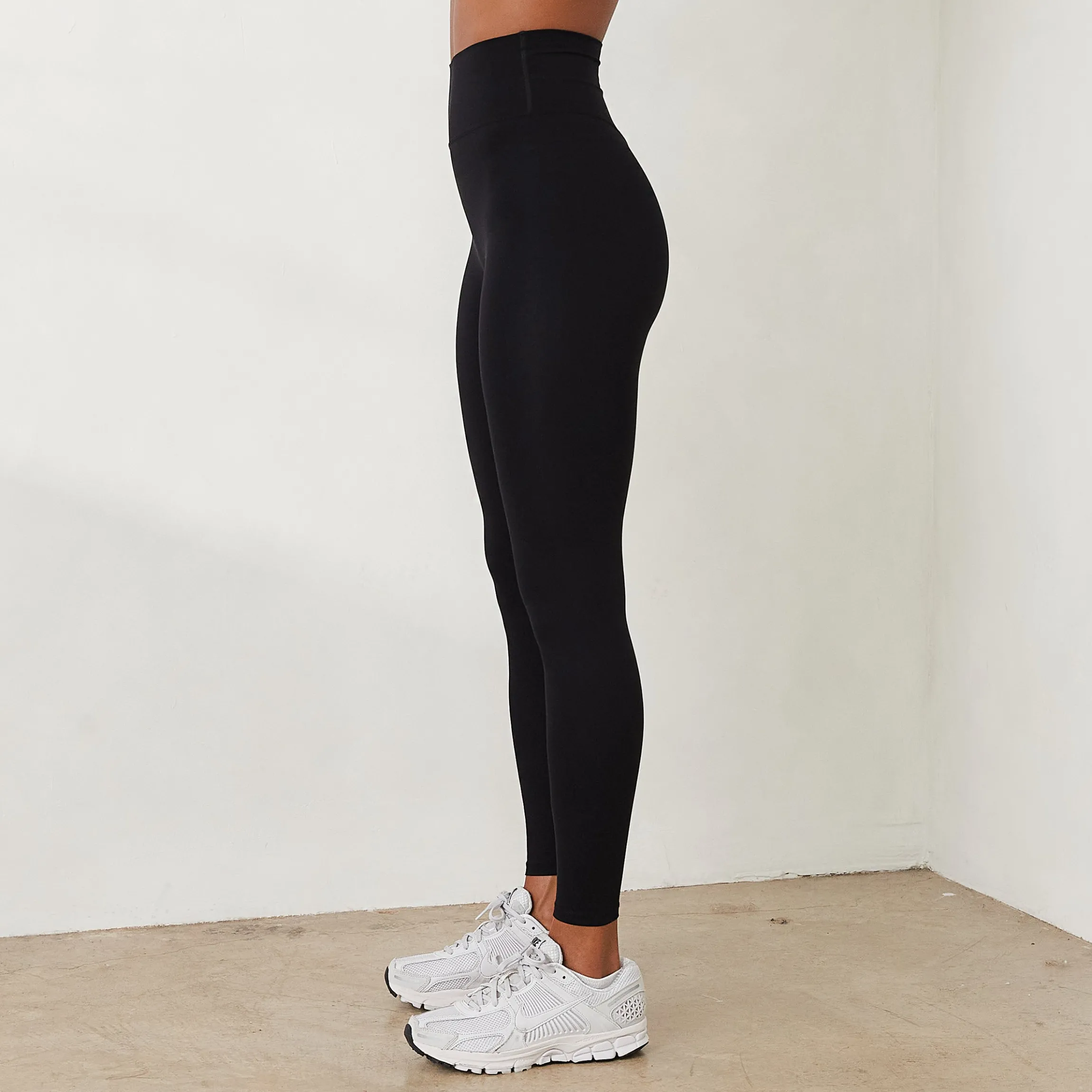Essential Leggings - Sort