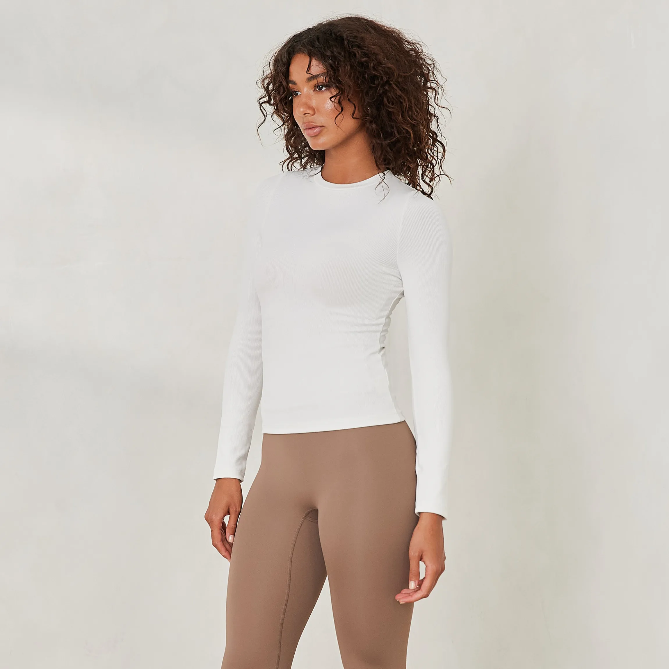 Essential Ribbet Langærmet Top - Råhvid