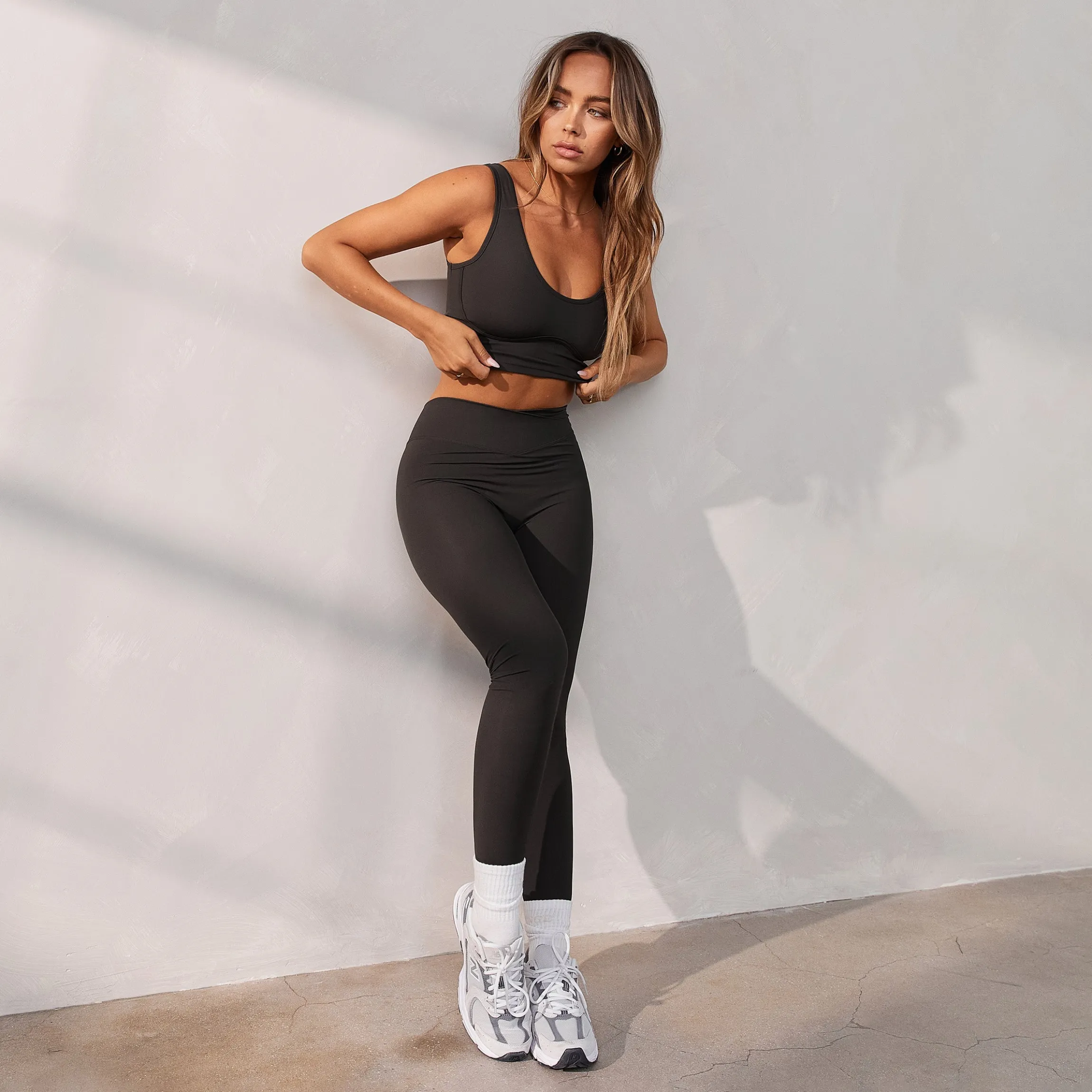 Silhouette Crossover-Leggings - Vasket Sort