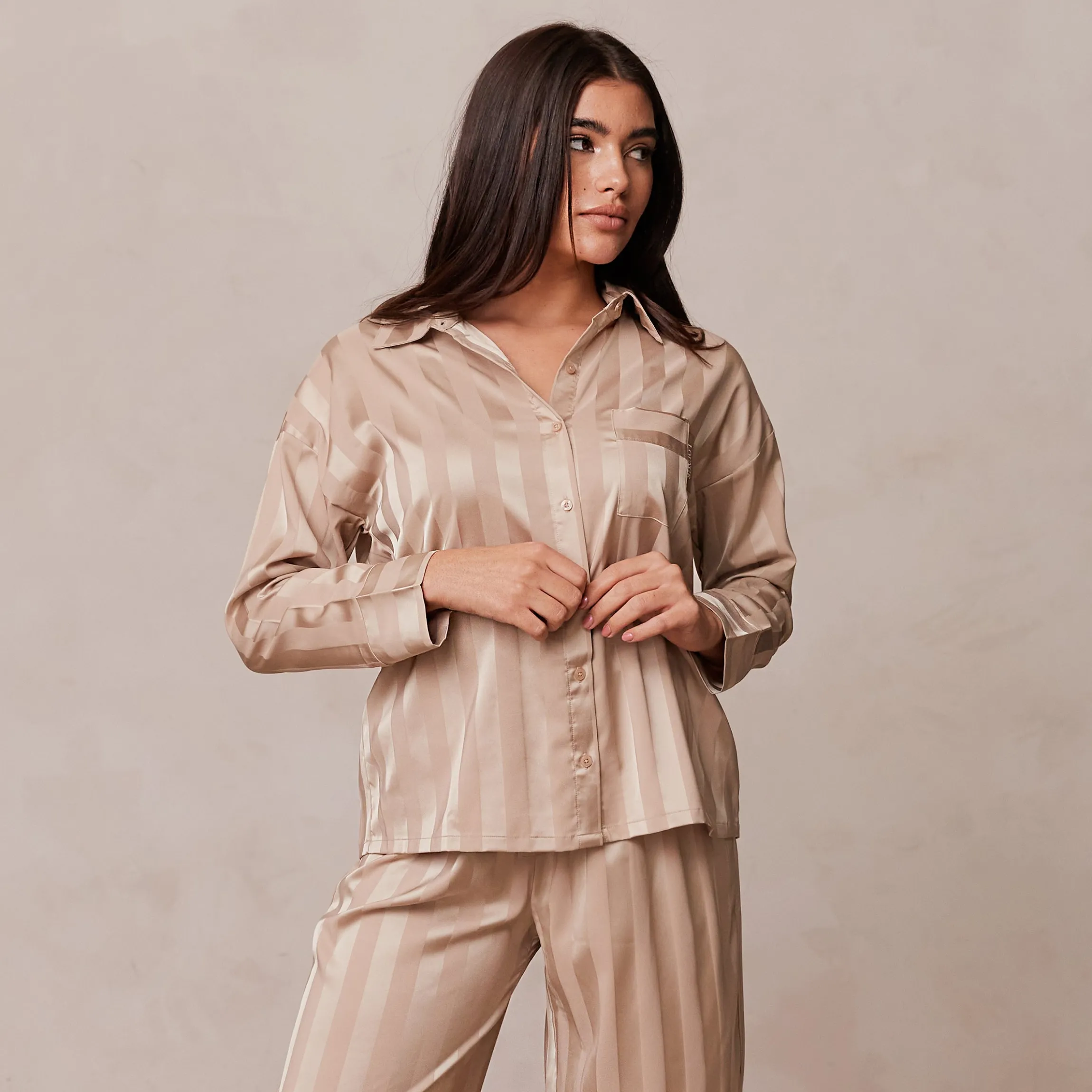 Striped Satin Pyjama Skjorte - Mink
