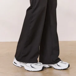 Varsity Udslåede Crossover-Leggings - Sort