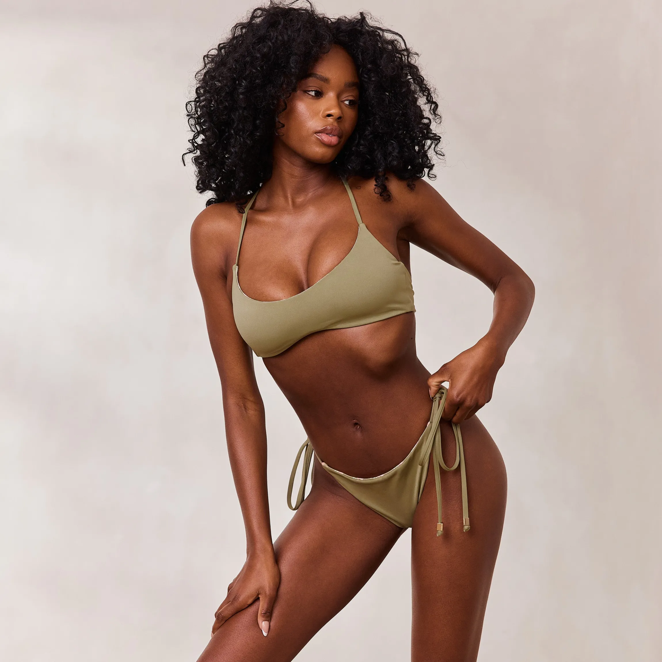 Vendbar Bralette Bikinitop - Grøn/Blomstret